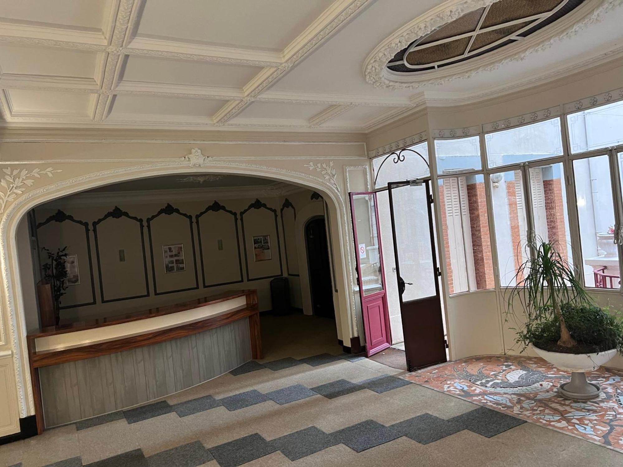 Le Splendid - Hypercentre - Proche Opera & Parcs - Thermes Vichy Esterno foto